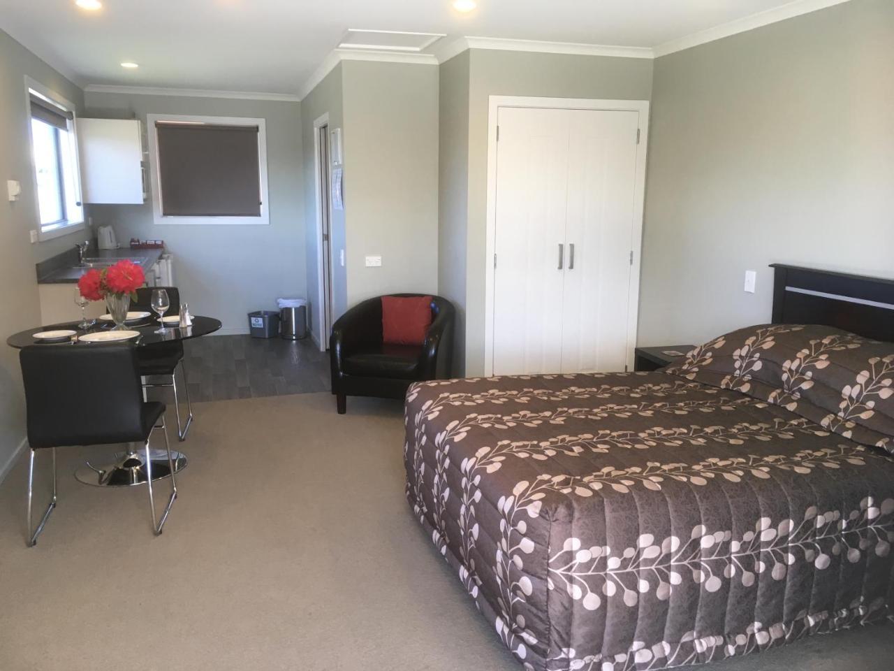 Kingswood Motel Waimate Eksteriør bilde